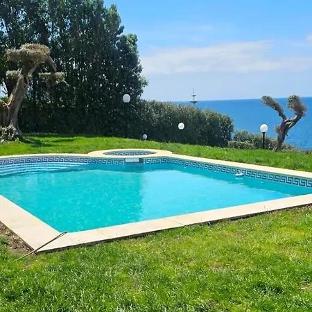 Ocean Breeze Pensión Oya