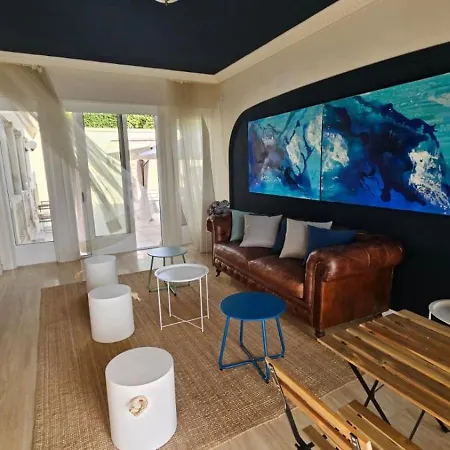 Pensión Ocean Breeze