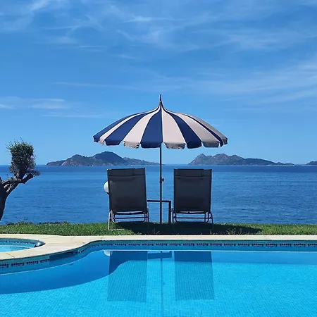 Ocean Breeze Pensión Oya
